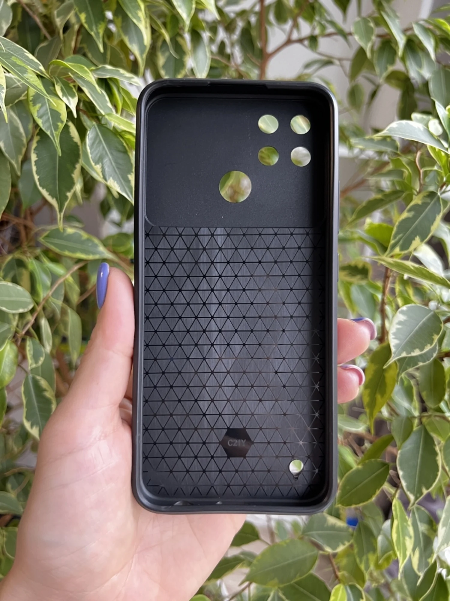 Серебряный чехол противоударный armors для Realme C21Y и C25Y / Реалми С21У и С25У с защитой камеры