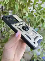Золотой чехол противоударный armors для Realme C21Y и C25Y / Реалми С21У и С25У с защитой камеры