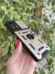 Золотой чехол противоударный armors для Realme C31 / Реалми С31 с защитой камеры
