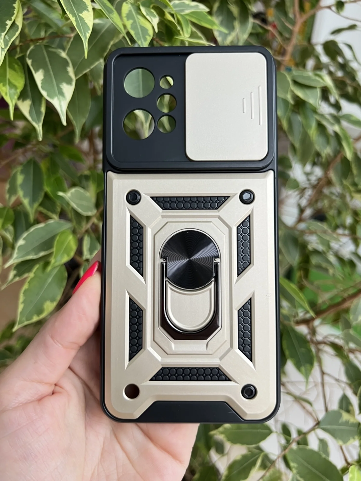 Золотой чехол противоударный armors для Realme C31 / Реалми С31 с защитой камеры