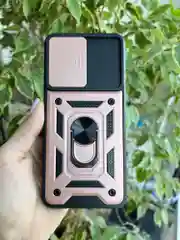 Розовый чехол противоударный armors для Realme C33 / Реалми С33 с защитой камеры