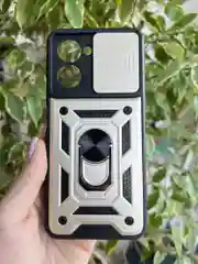 Золотой чехол противоударный armors для Realme C33 / Реалми С33 с защитой камеры