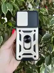 Золотой чехол противоударный armors для Realme C35 / Реалми С35 с защитой камеры