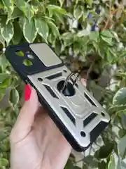 Золотой чехол противоударный armors для Realme C35 / Реалми С35 с защитой камеры