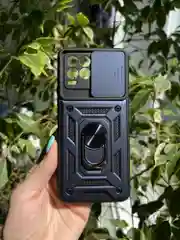 Серебряный чехол противоударный armors для Realme 8 и 8 Pro / Реалми 8 и 8 Про с защитой камеры