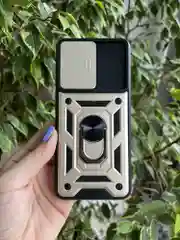 Золотой чехол противоударный armors для Realme 8 и 8 Pro / Реалми 8 и 8 Про с защитой камеры
