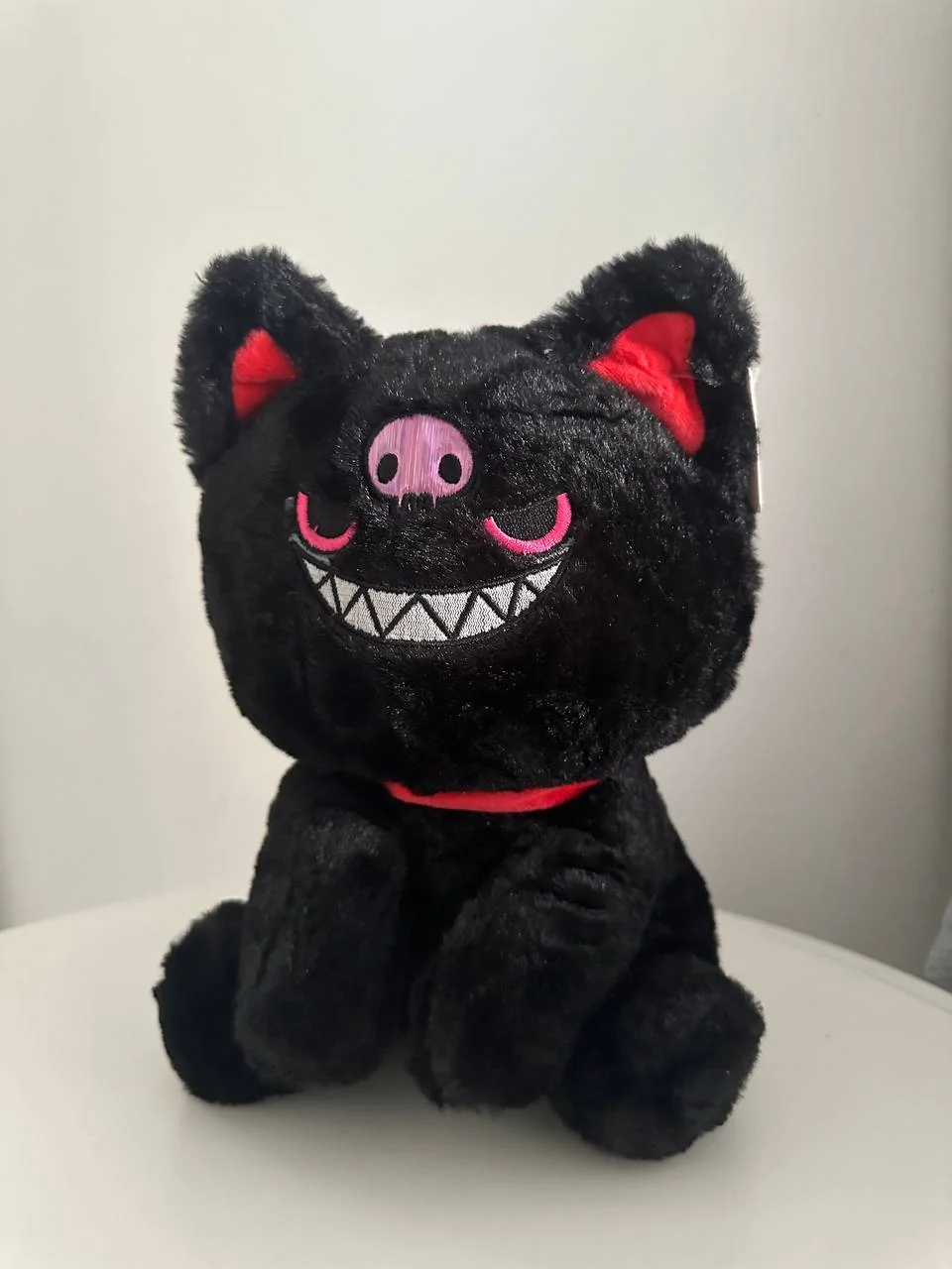 Черный мягкая игрушка кошка аниме воитель 26 см высота в костюме милый яркий монстр