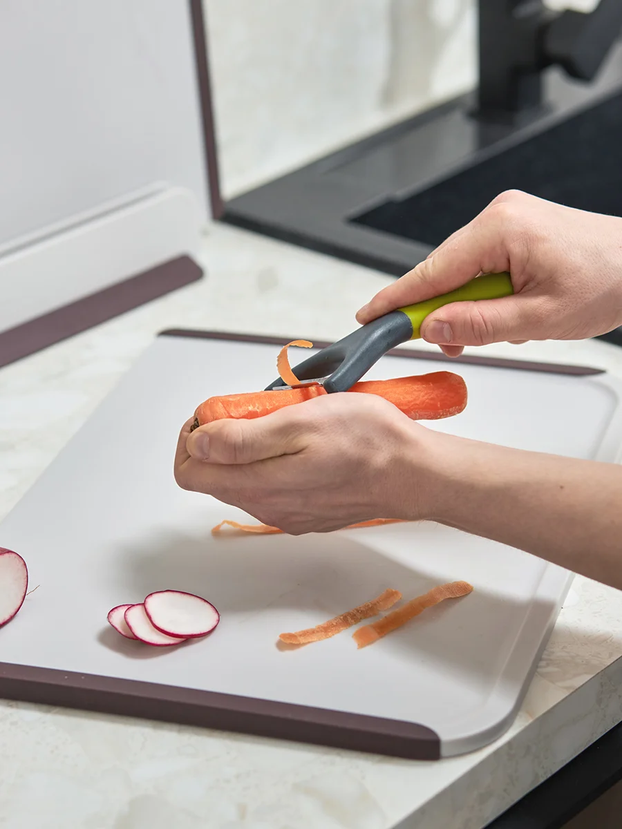 Пиллер для овощей 15 см SmartChef овощечистка для карточки ручная зеленая