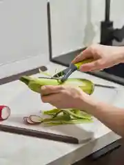 Пиллер для овощей 15 см SmartChef овощечистка для карточки ручная зеленая