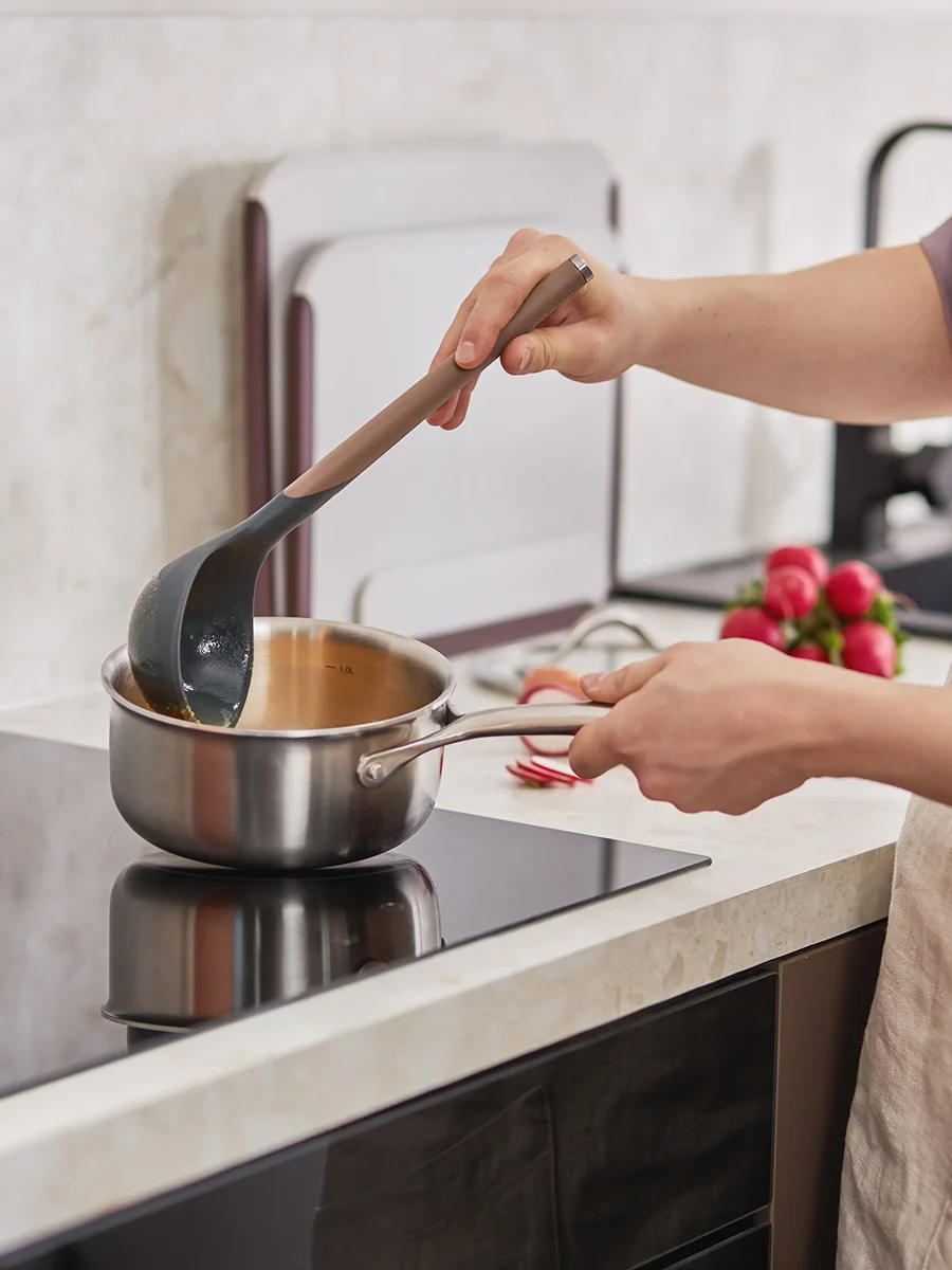 Половник для супа силиконовый 31 см SmartChef капучино-графит
