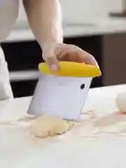 Шпатель-скребок кондитерский для теста с делениями Easy Cut