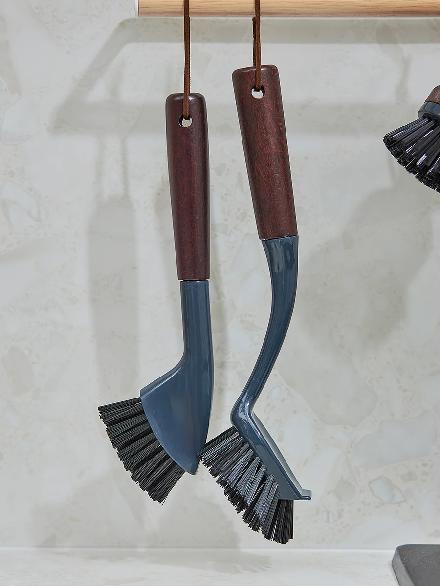 Щетка для мытья посуды с ручкой Cleans 24 см