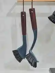 Щетка для мытья посуды с ручкой Cleans 24 см