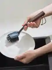 Щетка для мытья посуды с ручкой Cleans 27 см