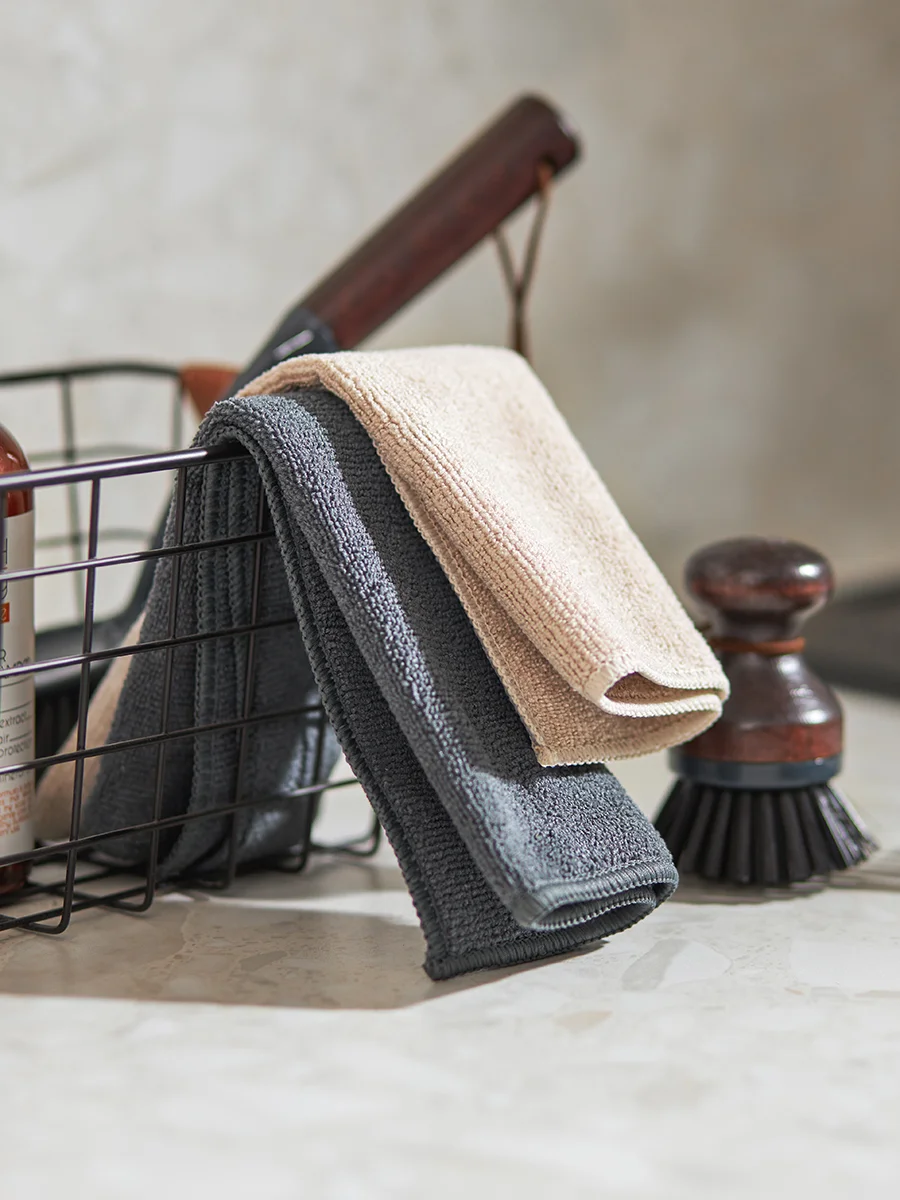 Щетка для мытья посуды круглая маленькая Cleans 9 см