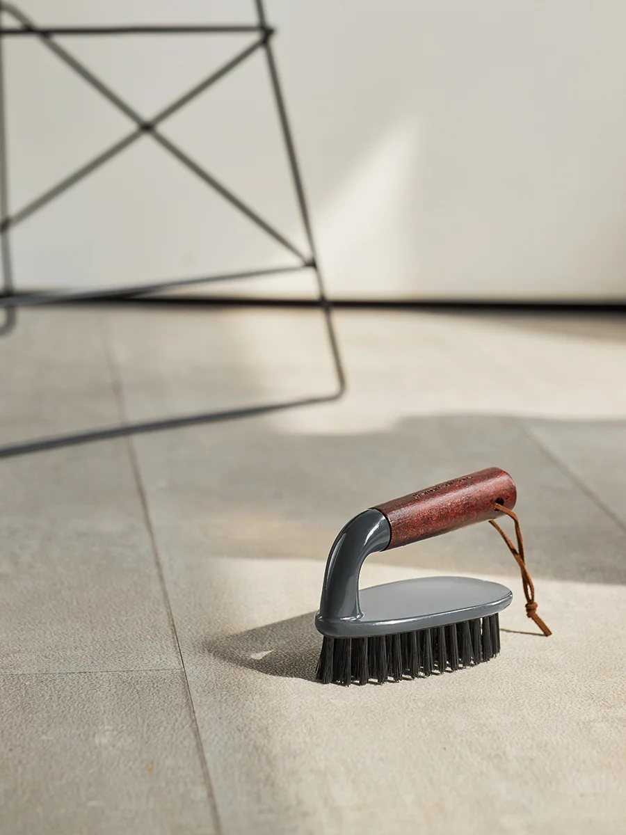 Щетка утюжок для уборки Cleans 14 см
