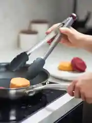 Щипцы кухонные металлические 33,5 смSmartChef серо-бордовые