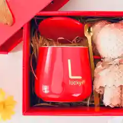 Кружка "Lucky" керамическая с крышкой, ложкой и полотенцем в форме мишки, 350 мл