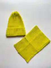Лайм шапка со снудом демисезонная
