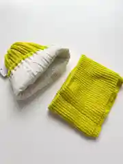 Лайм шапка со снудом демисезонная