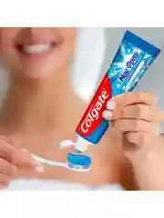 Зубная паста Colgate Макс Фреш, для свежего дыхания и защиты от кариеса, 100 мл, 2 шт