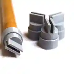 Серый крепеж жердочки 12мм. к прутьям 2мм., 4шт