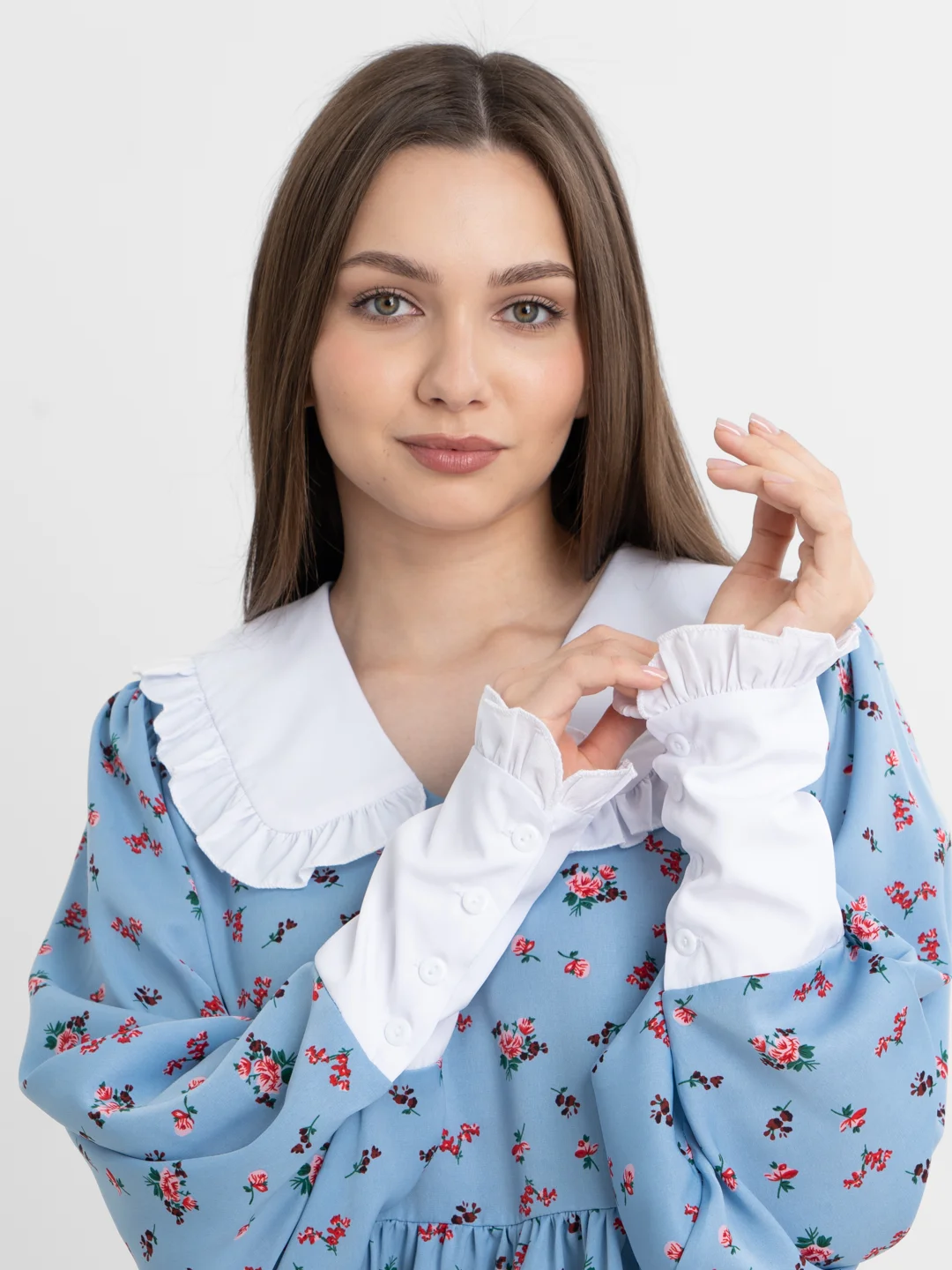 Голубой платье женское летнее , белый воротник