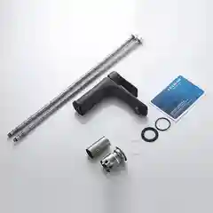 Черный смеситель для умывальника Ledeme L71018