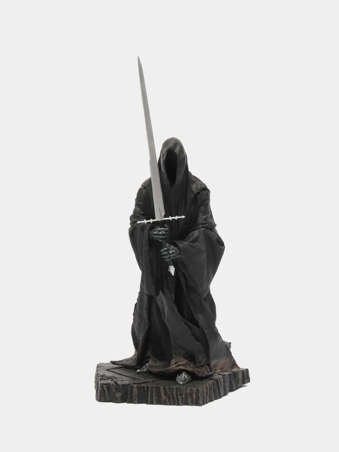 Разноцветный фигурка: The Lord of The Rings Nazgul (27 см.)