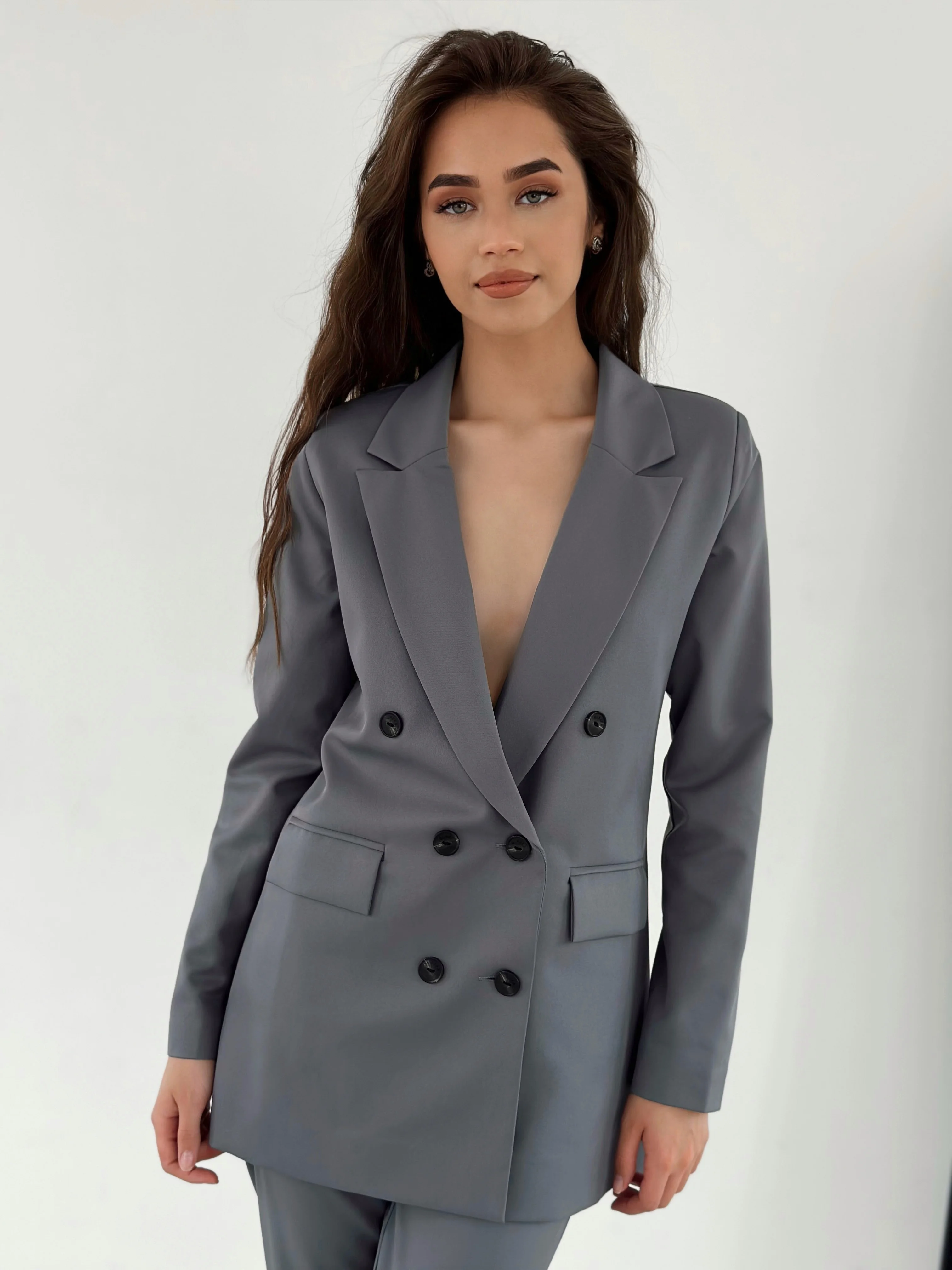 Серый костюм классический деловой женский Blazer