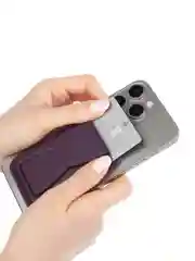 Фиолетовый картхолдер-подставка MagSafe Wallet для iPhone кожаный магнитный BROSCORP карман-кошелек