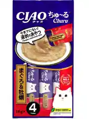 Лакомство INABA CIAO CHURU для кошек Пюре из тунца, стик 14г, 4 шт.