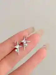 Серебряный женские серьги-гвоздики с крестом и звездой