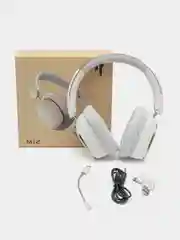 Белый беспроводные наушники M12