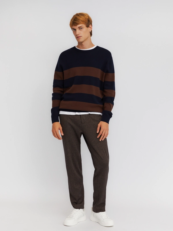 Мужские брюки силуэта Tapered