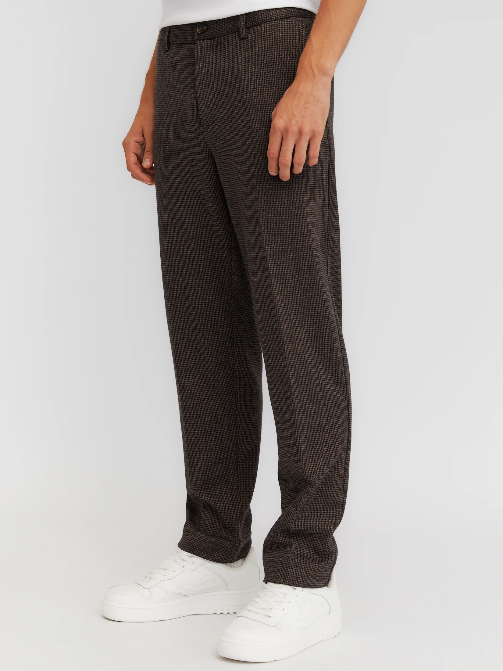 Коричневый мужские брюки силуэта Tapered