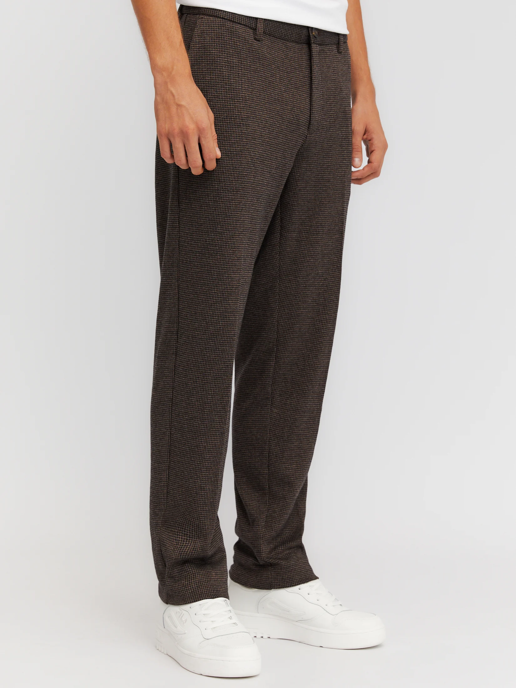Коричневый мужские брюки силуэта Tapered