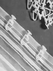 Крючки для штор , гвоздик ,  ролик на карниз пластиковый, для штор.Заглушка на карниз