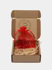Алый серьги кольца с натуральными камнями