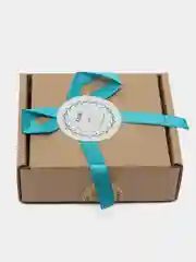 Белый серьги висячие с натульнм камнем
