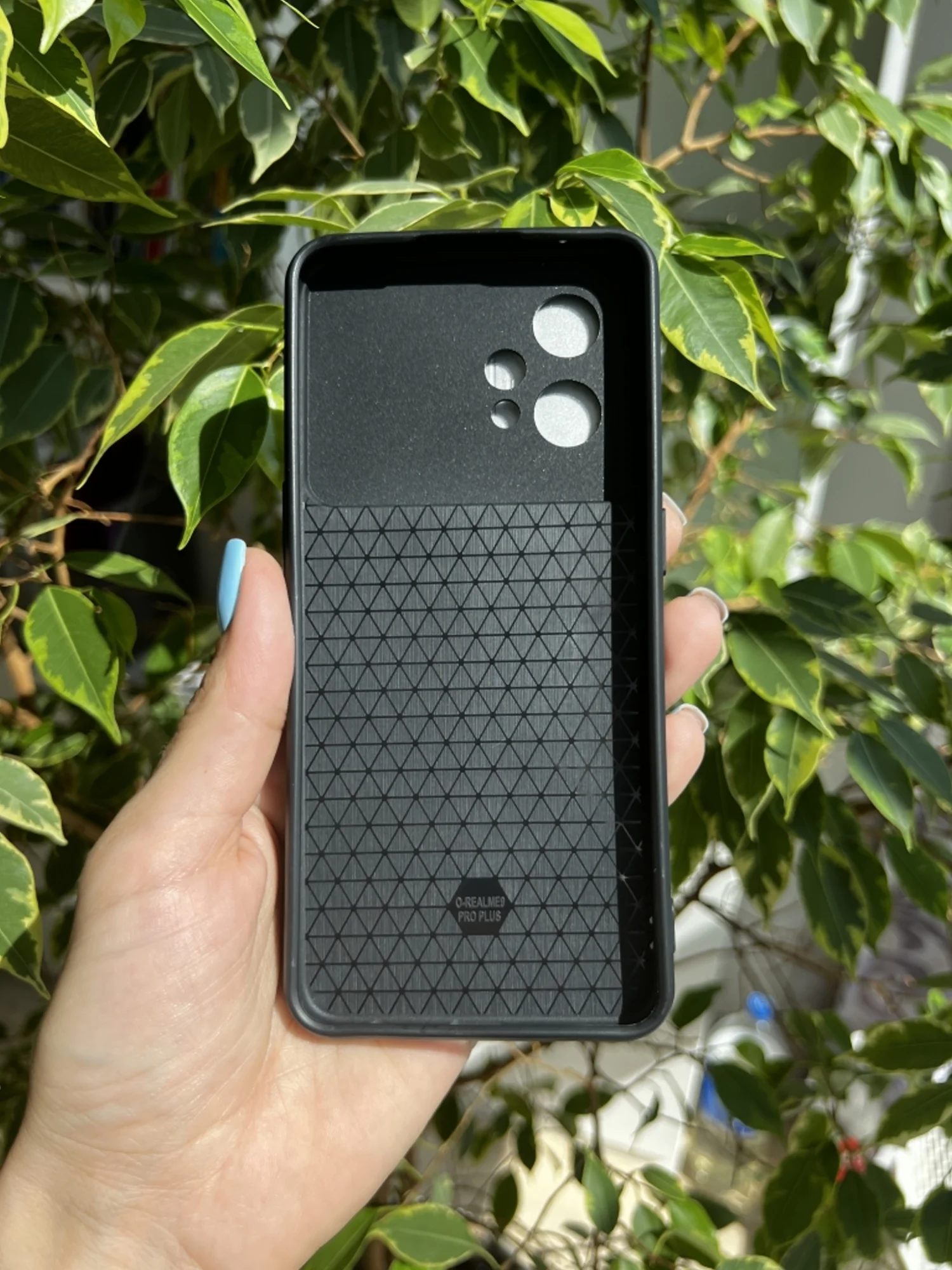 Серебряный чехол противоударный для Realme 9 Pro Plus и Realme 9 4G / Реалми 9 Про + и Реалми 9 4G