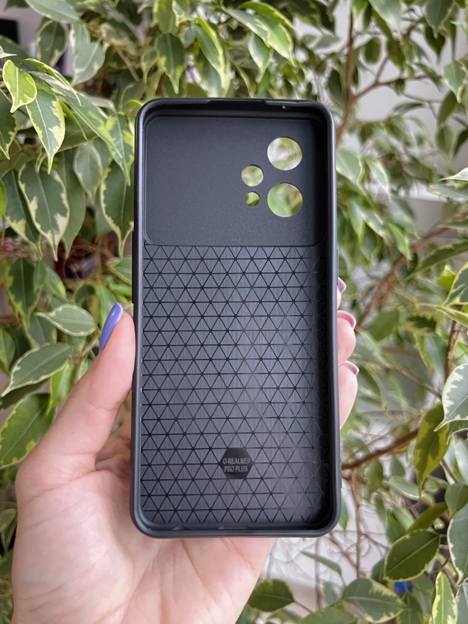 Золотой чехол противоударный для Realme 9 Pro Plus и Realme 9 4G / Реалми 9 Про + и Реалми 9 4G