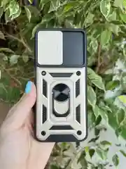 Золотой чехол противоударный armors для Realme 10 4G / Реалми 10 4G с защитой камеры