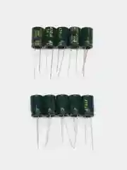 470мкФ 35в Конденсатор электролитический 470UF 35V 105C 10х17мм