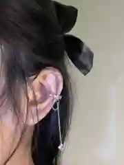 Серый серьги каффы