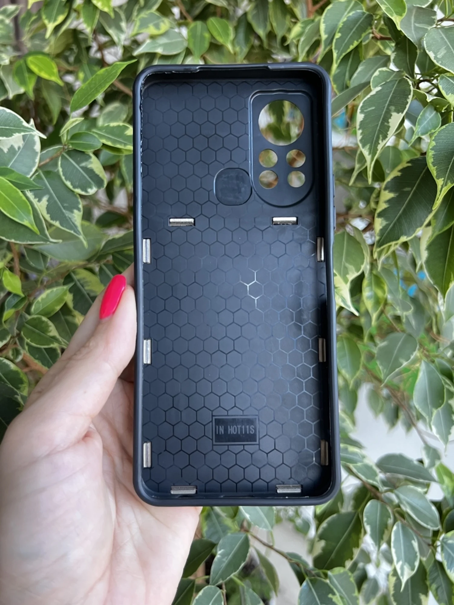 Золотой чехол противоударный armors для Infinix Hot 11S NFC/Инфиникс Хот 11S NFC с защитой камеры