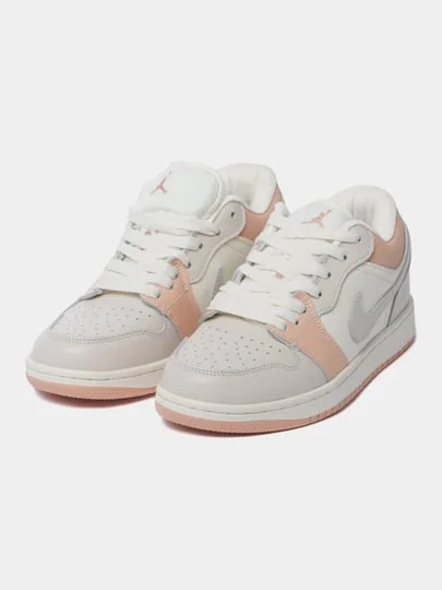 Бежевый кроссовки женские c логотипом Nika Air Jordan 1 low