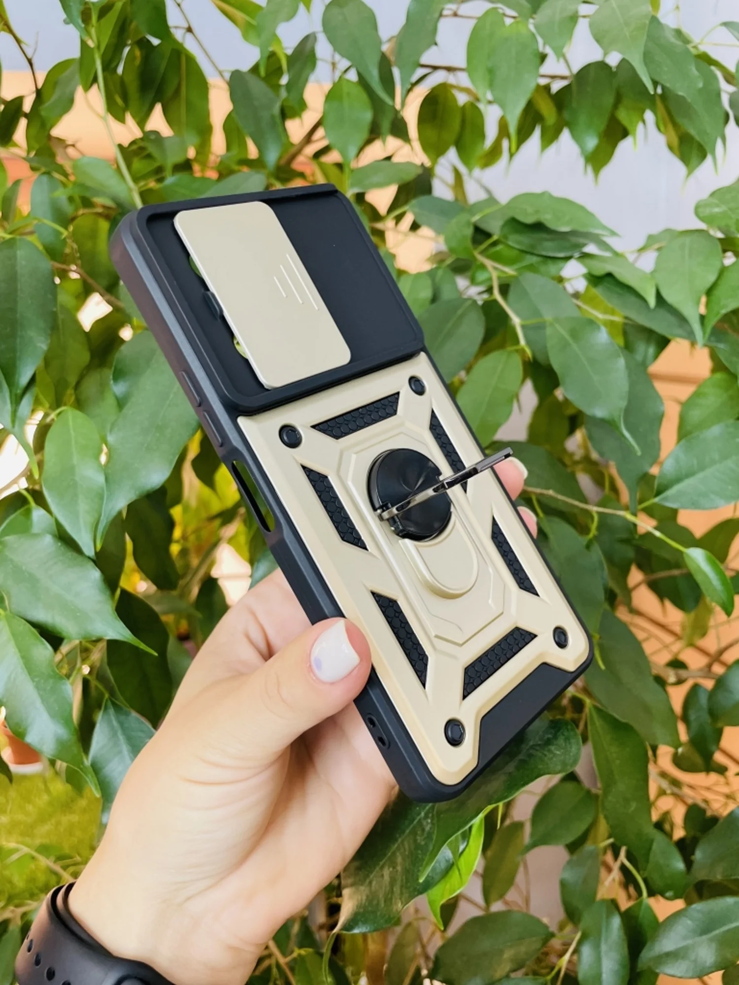 Зеленый чехол противоударный armors для Infinix Note 30 Pro/Инфиникс Ноте 30 Про с защитой камеры