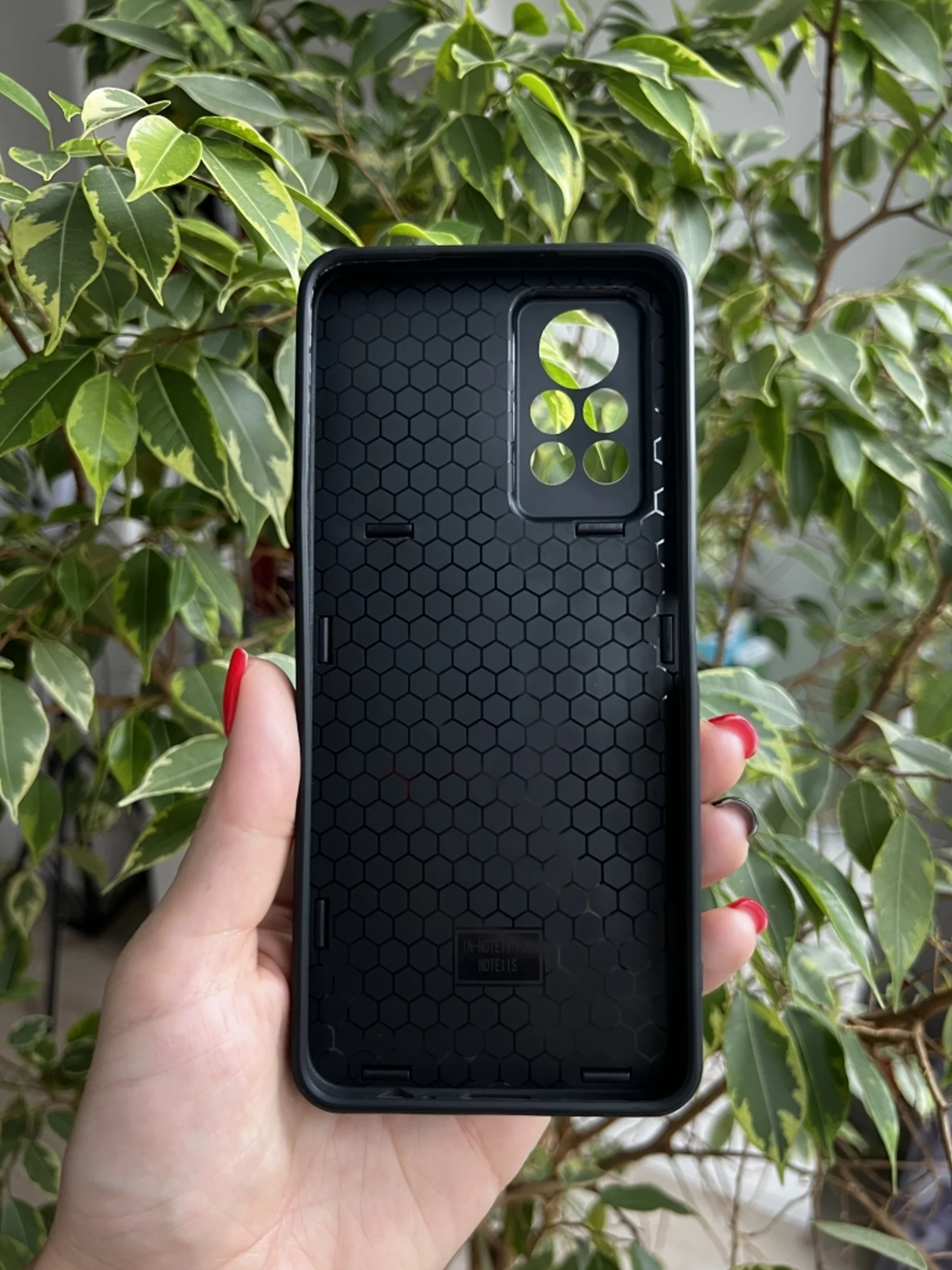 Черный чехол противоударный armors для Infinix Note 11 Pro/Инфиникс Ноте 11 про с защитой камеры