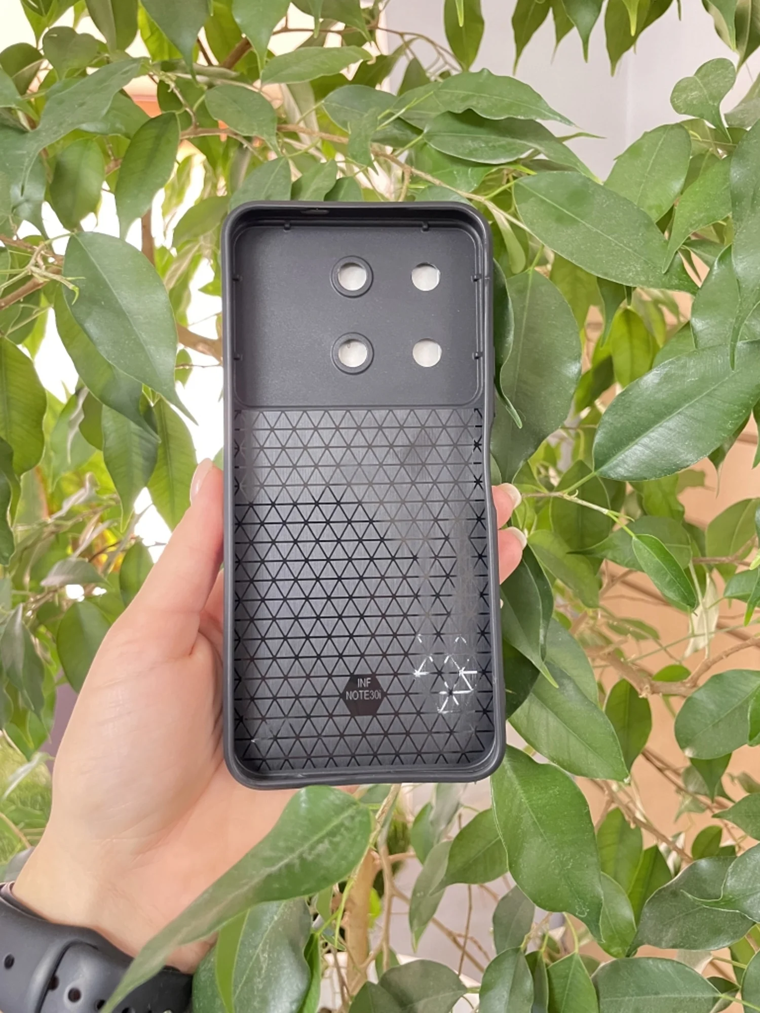 Серебряный чехол противоударный armors для Infinix Note 30i / Инфиникс Ноте 30i с защитой камеры